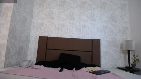 Snapshot of ava_raye chatting on May 23, 6:34 pm Ava online show from May 23, 6:34 pm