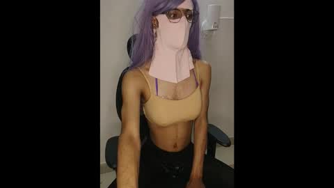 Snapshot of ava_tyson chatting on May 11, 3:51 pm Badgirl trans69 online show from May 11, 3:51 pm