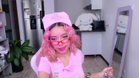 Snapshot of ava_williams_ chatting on August 3, 6:44 pm AVA online show from August 3, 6:44 pm