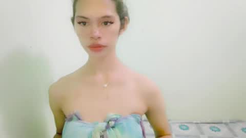 Snapshot of avacadaxcx chatting on September 15, 12:27 pm avacadaxcx online show from September 15, 12:27 pm