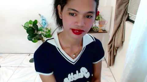 avacadaxcx online show from February 10, 1:43 am