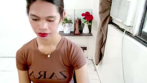 avacadaxcx online show from April 22, 2:47 am