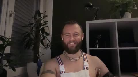 Nice Username online show from April 9, 12:54 am