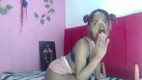 Snapshot of avalericherrycm101 chatting on March 10, 4:28 am avalericherrycm101 online show from March 10, 4:28 am