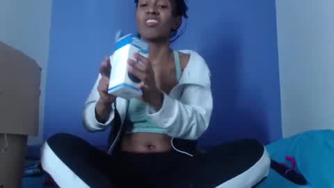 Snapshot of avalericherrycm101 chatting on September 17, 3:52 am avalericherrycm101 online show from September 17, 3:52 am