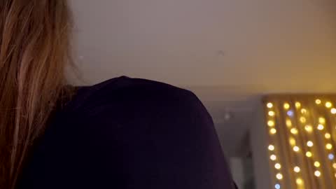 Snapshot of aveksmr chatting on January 29, 11:25 pm Kate  online show from January 29, 11:25 pm