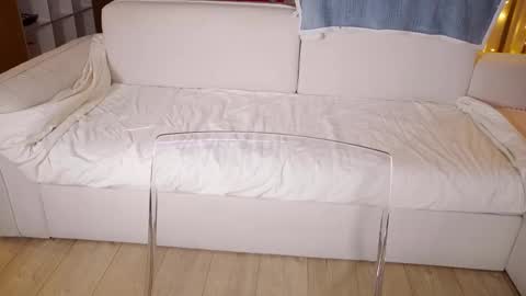 Snapshot of aveksmr chatting on February 11, 9:03 pm Kate  online show from February 11, 9:03 pm