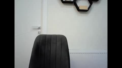 Aveline online show from March 4, 8:53 am