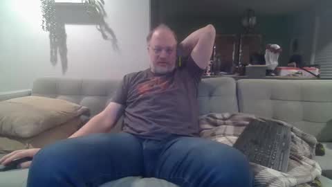 Snapshot of averagegreg chatting on January 16, 10:58 pm Greg online show from January 16, 10:58 pm