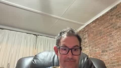 averageguy43m online show from June 15, 7:05 pm
