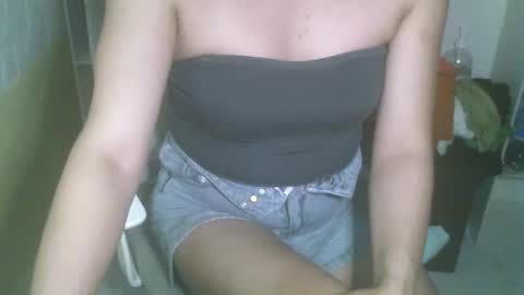 Rhian online show from February 17, 6:42 am