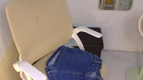 Rhian online show from September 10, 2:55 am