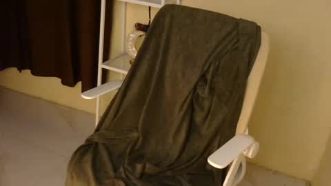 Rhian online show from October 22, 3:23 pm