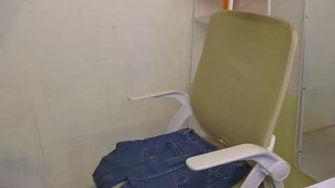 Rhian online show from February 8, 12:08 pm