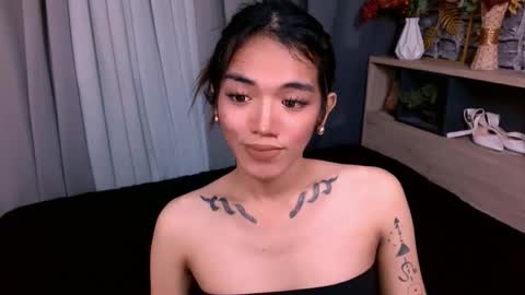 Avery online show from March 9, 2:48 am