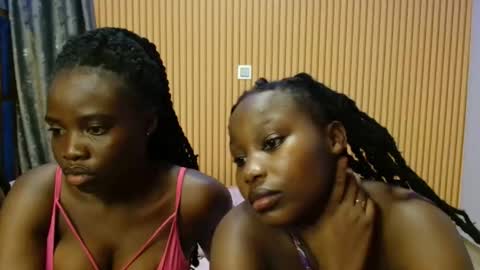 Avian online show from November 21, 6:28 pm