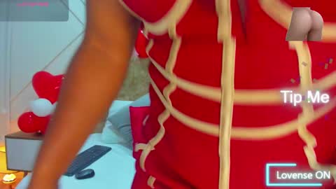 AVIS  online show from February 14, 8:37 pm