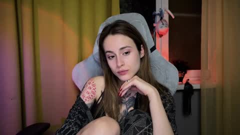 Aviva online show from December 13, 1:15 am