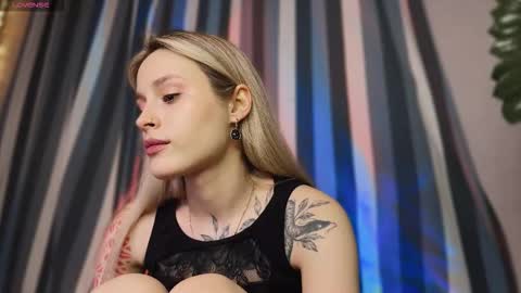 Aviva online show from December 19, 7:10 pm