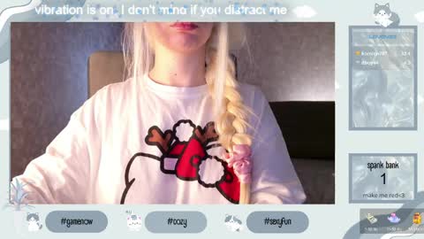Snapshot of avr0ria chatting on May 21, 3:19 pm avr0ria online show from May 21, 3:19 pm