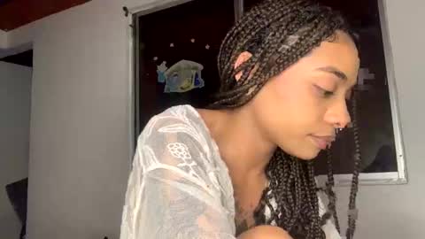 Avril online show from February 21, 12:27 am