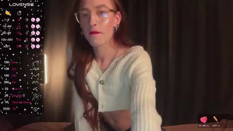 avril_pearly_ online show from February 25, 9:57 pm