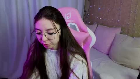 Avy online show from January 9, 9:45 am