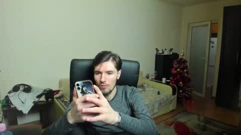 Justin online show from December 17, 12:38 am