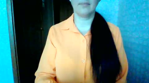 Snapshot of awesomeladyy chatting on July 7, 6:47 am awesomeladyy online show from July 7, 6:47 am