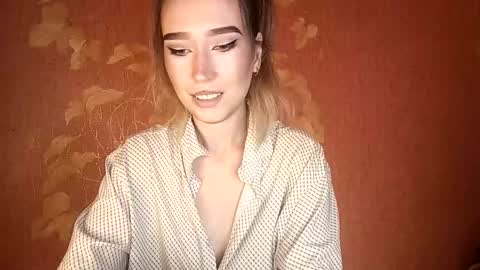 Snapshot of awora_wolf chatting on September 20, 2:40 pm Awora Wolf online show from September 20, 2:40 pm