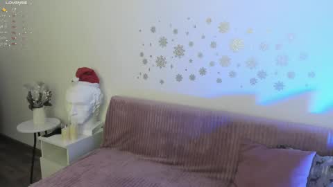 Emily online show from January 3, 3:05 am