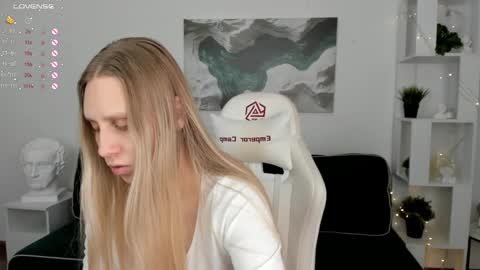 Emily online show from March 3, 2:47 am