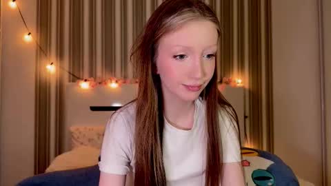 Snapshot of awwrora chatting on September 12, 2:17 pm Aurora online show from September 12, 2:17 pm