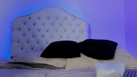 axarasss online show from April 20, 11:57 am