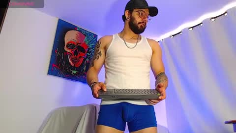 Snapshot of axel_7070 chatting on May 29, 2:26 pm Independiente Model online show from May 29, 2:26 pm