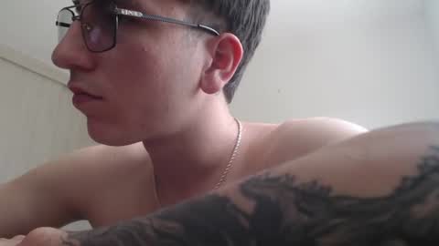 Snapshot of axel__master chatting on July 8, 4:44 pm axel__master online show from July 8, 4:44 pm