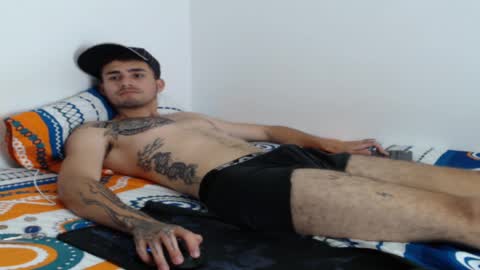 Axel online show from February 3, 7:21 pm