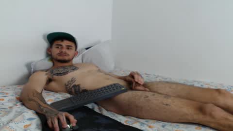 Axel online show from February 22, 10:09 pm