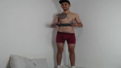 Axel online show from February 28, 7:25 pm