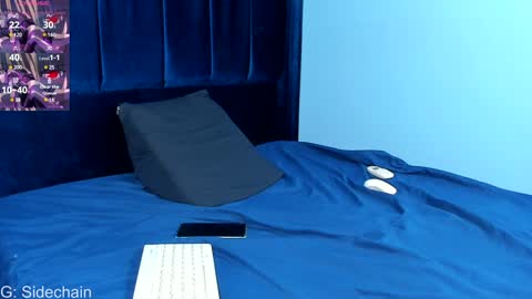 Snapshot of axel_cifer chatting on December 11, 8:47 am Axel cifer online show from December 11, 8:47 am