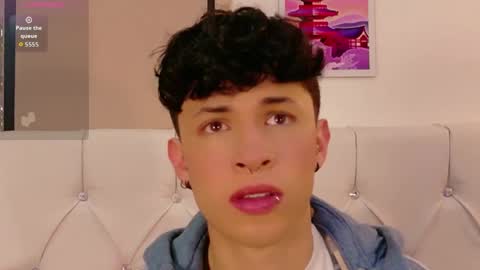 Axel Evanss online show from April 2, 11:08 am