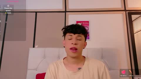 Axel Evanss online show from April 10, 12:10 pm