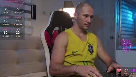 Axel Fairchaild online show from April 22, 12:18 pm