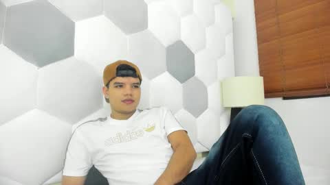 Axel Forte online show from February 27, 1:22 pm