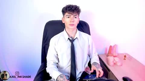 Axel online show from March 1, 9:50 pm