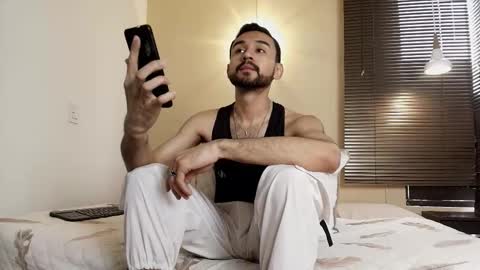 Axel Moon online show from November 5, 7:58 pm