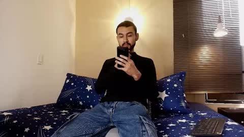 Axel Moon online show from November 11, 7:36 pm