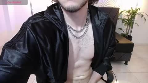 Axel  online show from April 18, 2:04 am