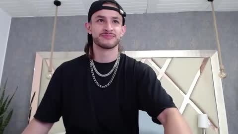 Snapshot of axel_porn_ chatting on June 3, 1:08 am Axel online show from June 3, 1:08 am