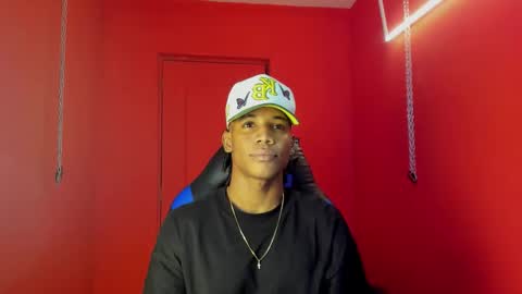 AXEL SILVA online show from February 10, 1:04 pm